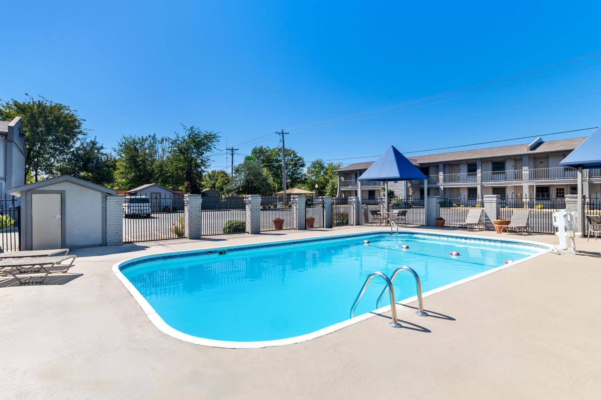 Best Western Markita Inn Durant Kültér fotó